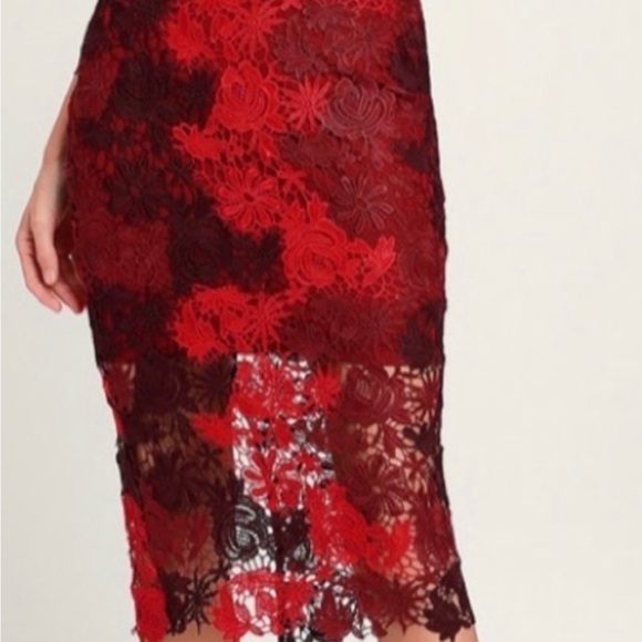 Lulu’s Lace Midi Dress, Size S, Partially Lined, Short Sleeves, Party Dr… - Picture 3 of 15